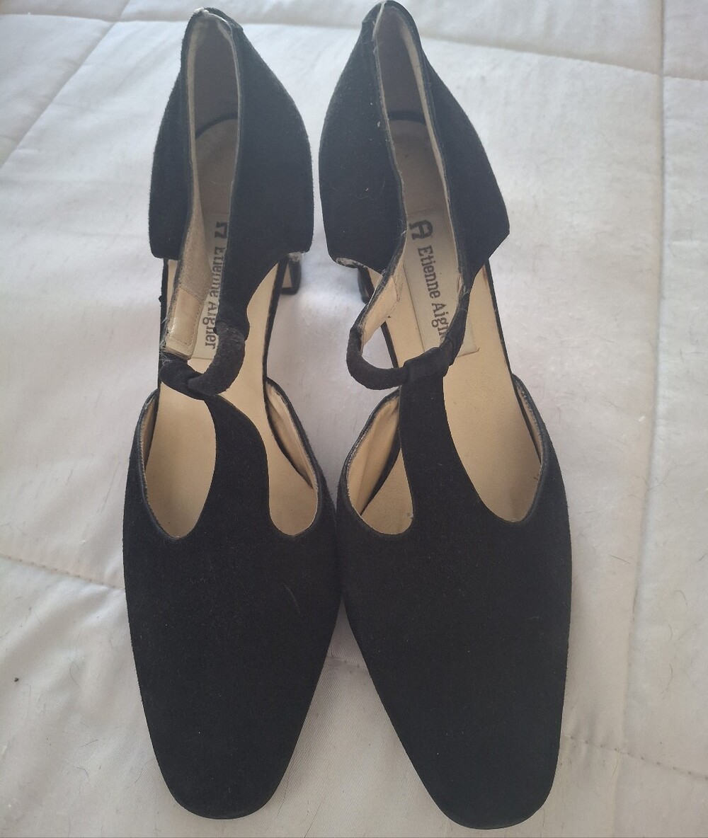 Etienne Aigner Black Suede T-Strap Pumps Size 8